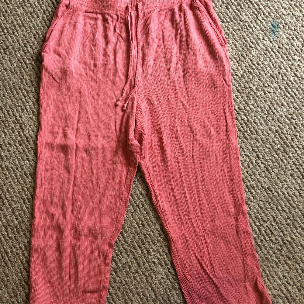 Alfred Dunner Petite Salmon Capris’s